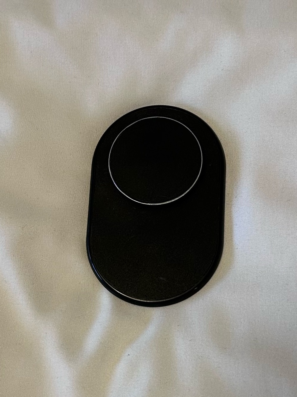 iPhone Magnetic Phone Grib